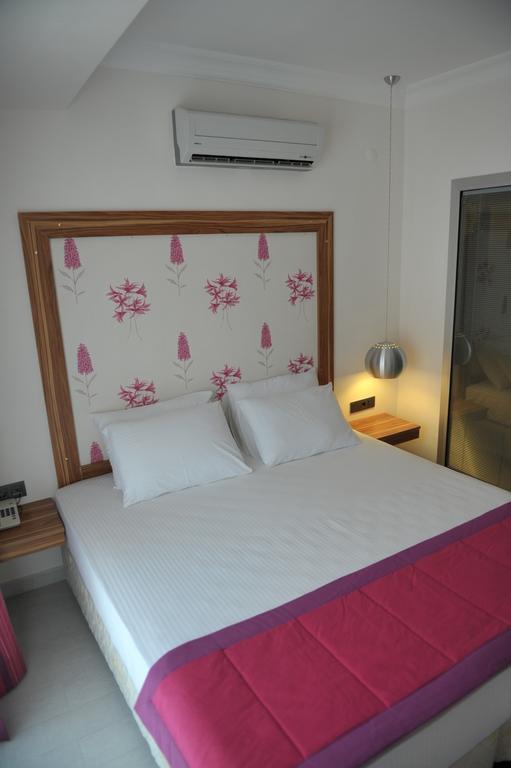 Mert Seaside Hotel (Adults Only) Marmaris Kamer foto
