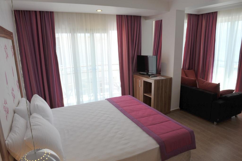 Mert Seaside Hotel (Adults Only) Marmaris Kamer foto