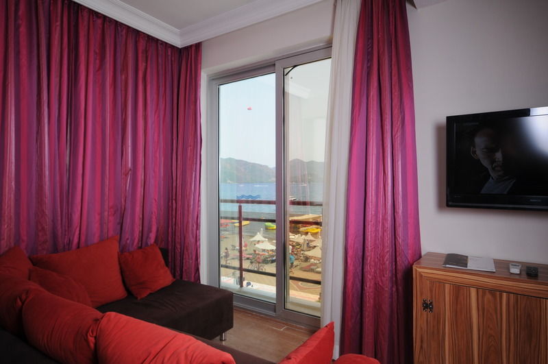 Mert Seaside Hotel (Adults Only) Marmaris Buitenkant foto