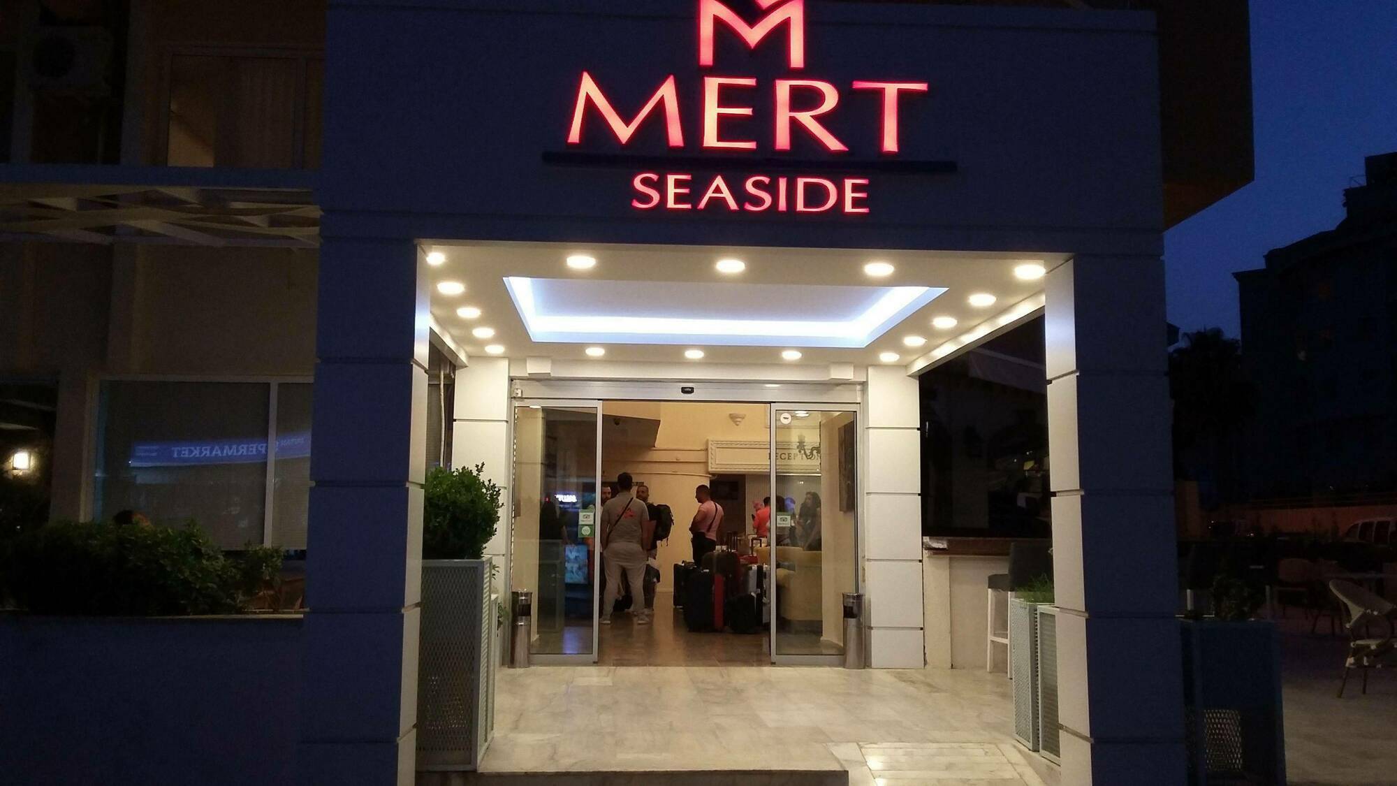 Mert Seaside Hotel (Adults Only) Marmaris Buitenkant foto